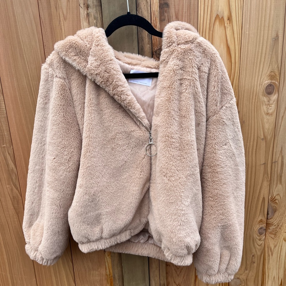 Plush Hooded Faux Fur Jacket - Cream